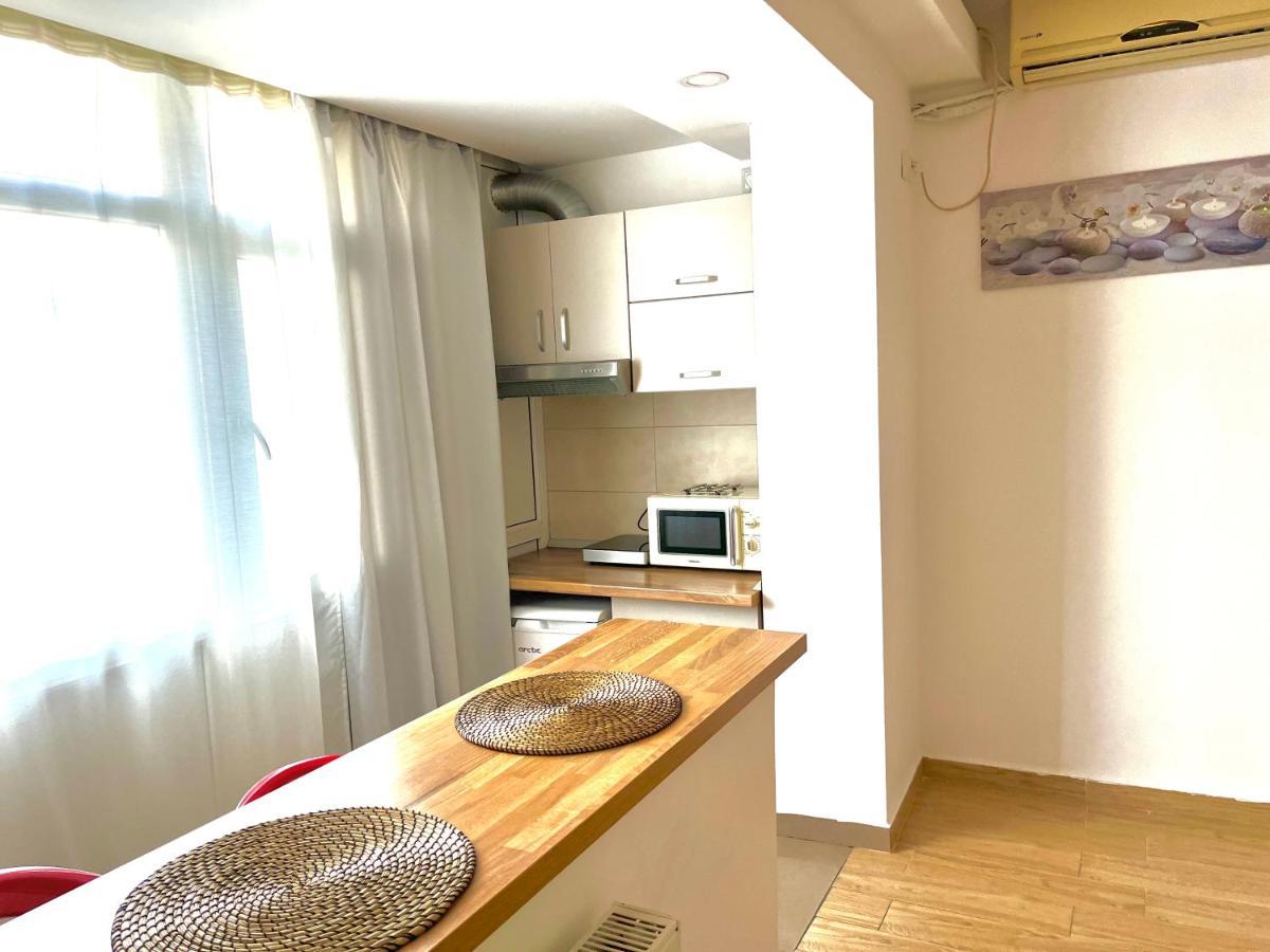 Victoriei Studio Bucarest Extérieur photo